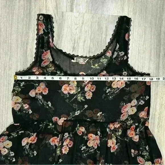 Kirra PacSun Sheer Black Floral Lace Tank Top Sleeveless Babydoll Shirt Size M - Picture 3 of 6